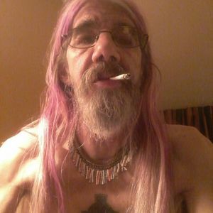 Meet your Posher, Ozzy